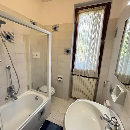 Bellavista Apt-garden & Lakeview * 萨拉科玛希娜