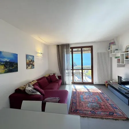 Bellavista Apt-garden & Lakeview Daire Sala Comacina